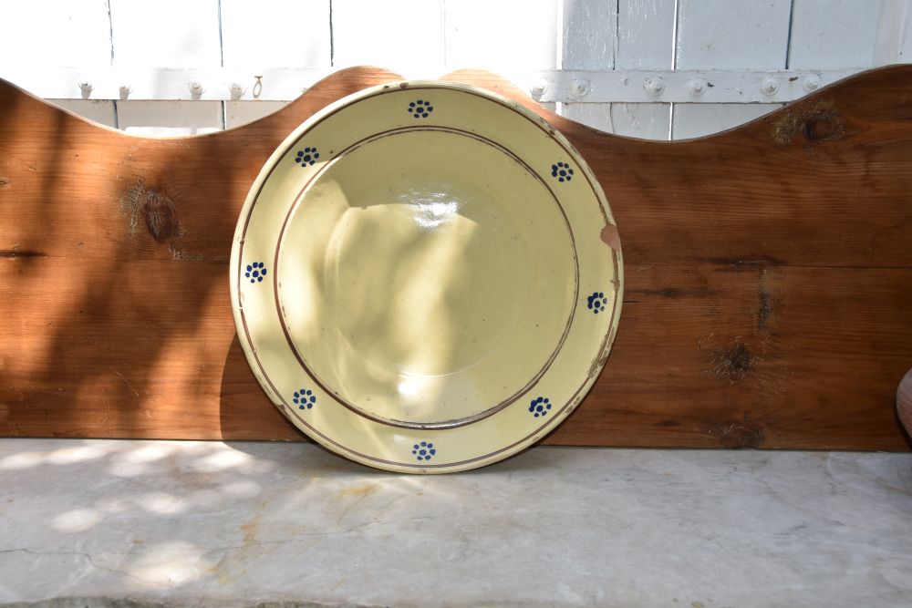 ANTIQUE PUGLIES LARGE CERAMIC BOWL