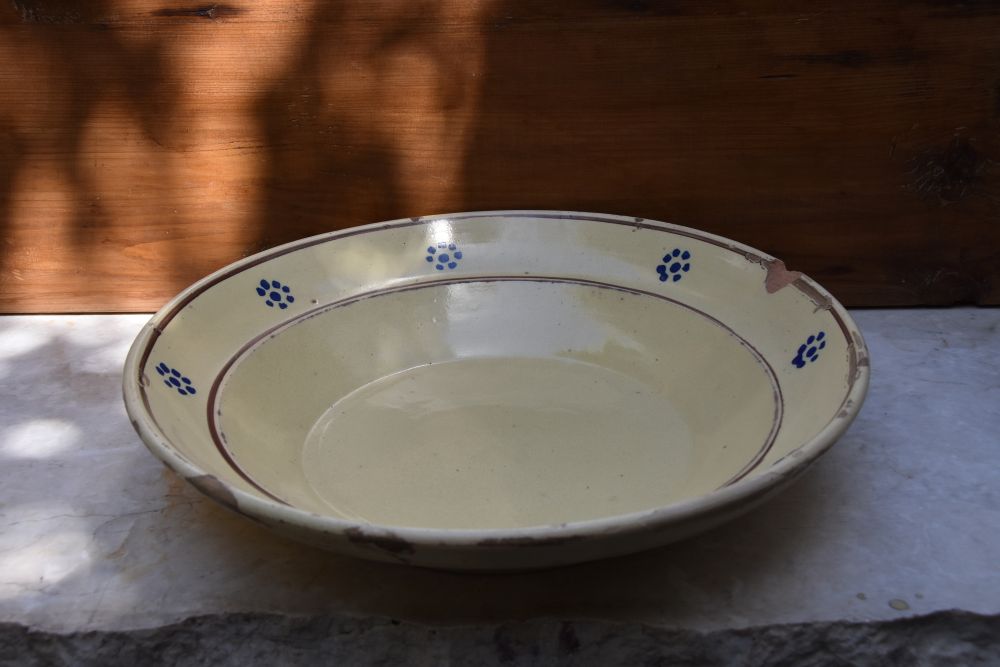ANTIQUE PUGLIES LARGE CERAMIC BOWL - Image 5