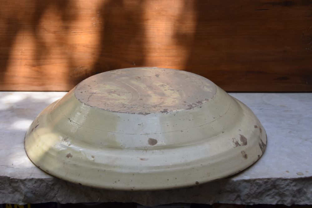 ANTIQUE PUGLIES LARGE CERAMIC BOWL - Image 2