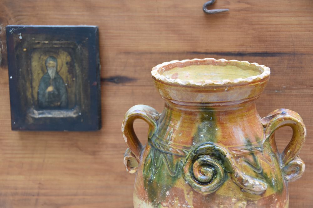 CERAMIC VASE FROM SOUTH OF RHODES - Image 6