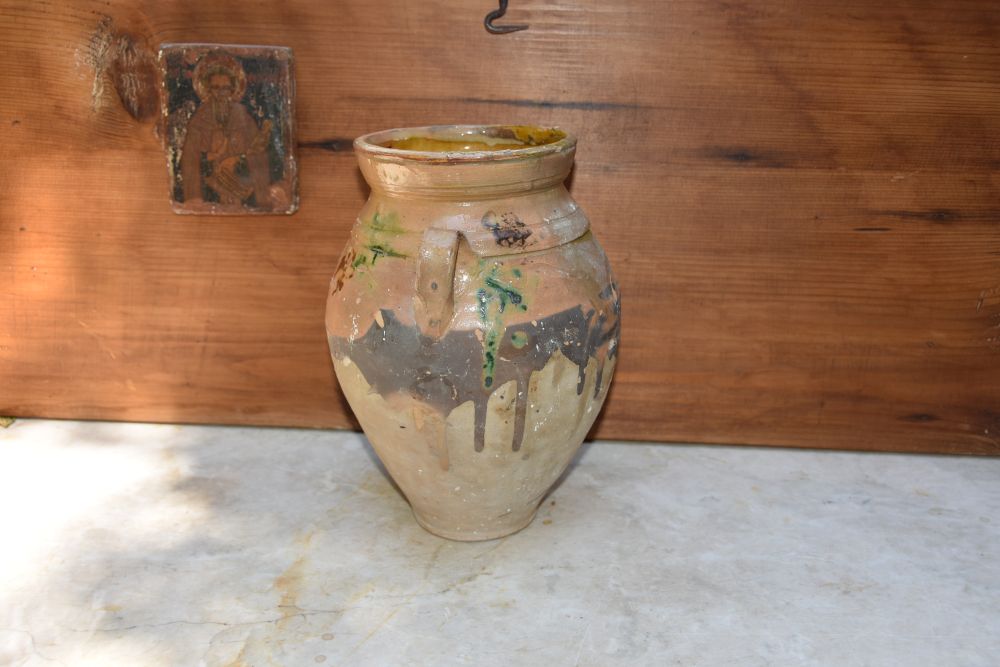 TWO HANDELED CERAMIC VASE GLAZED - Image 4